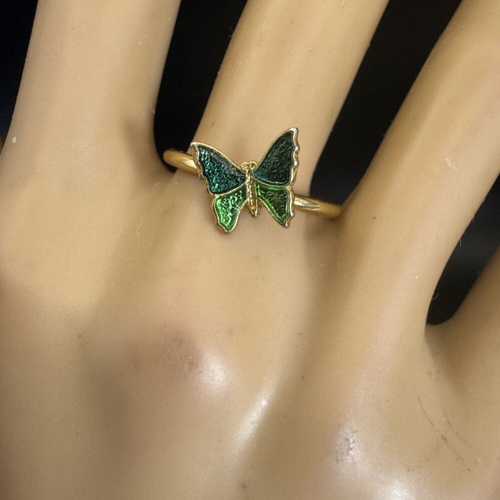 VINTAGE AVON 1979 Green Enamel Shy Butterfly Gold Tone Dainty Ring Size 8